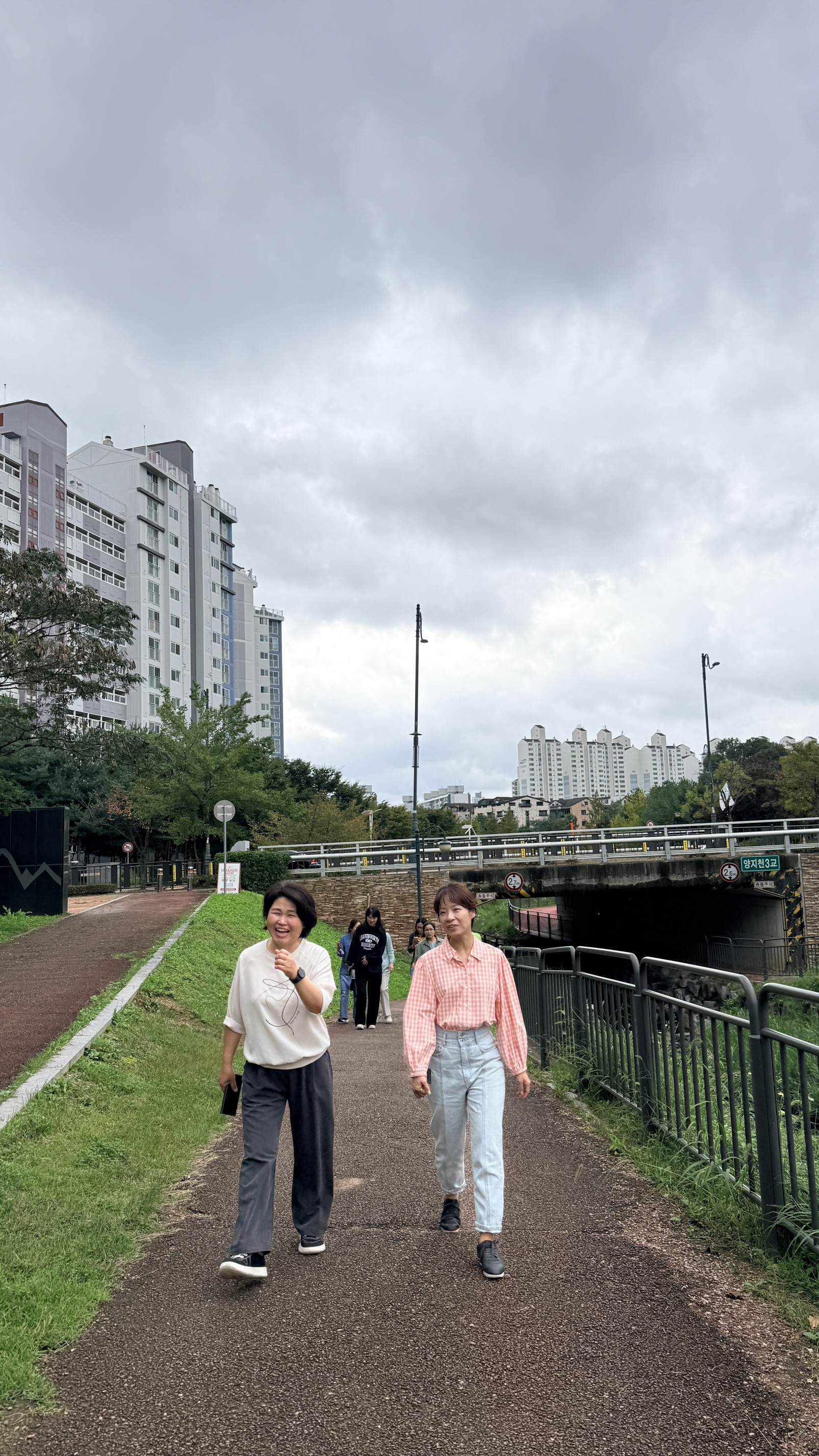 2025.10.11 여성아카데미 종강모임21.jpg