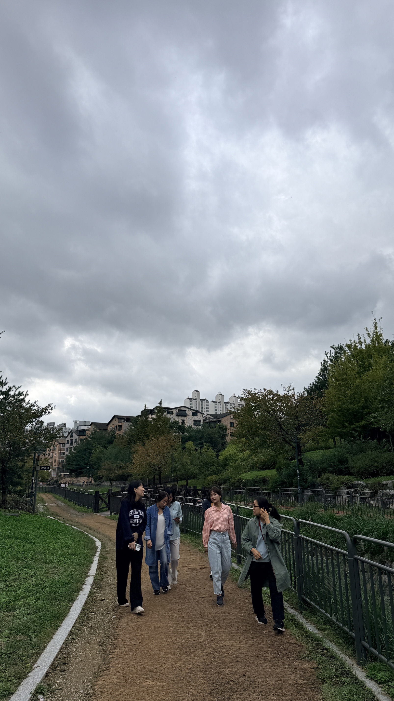 2025.10.11 여성아카데미 종강모임23.jpg