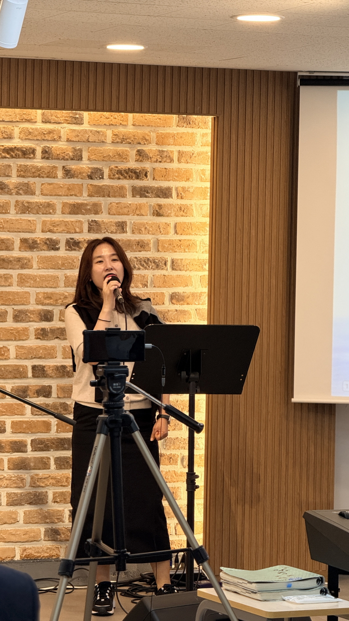 2025.10.19 주일39.jpg