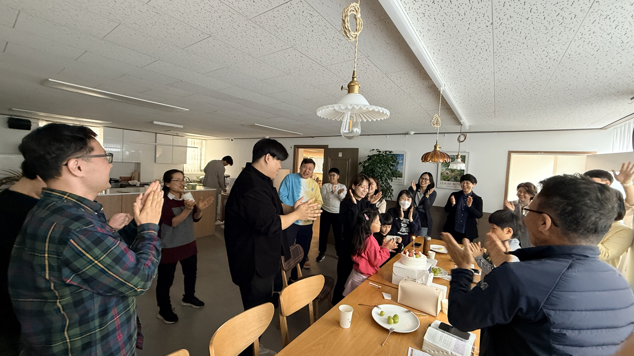 2025.11.02 주일24.jpg