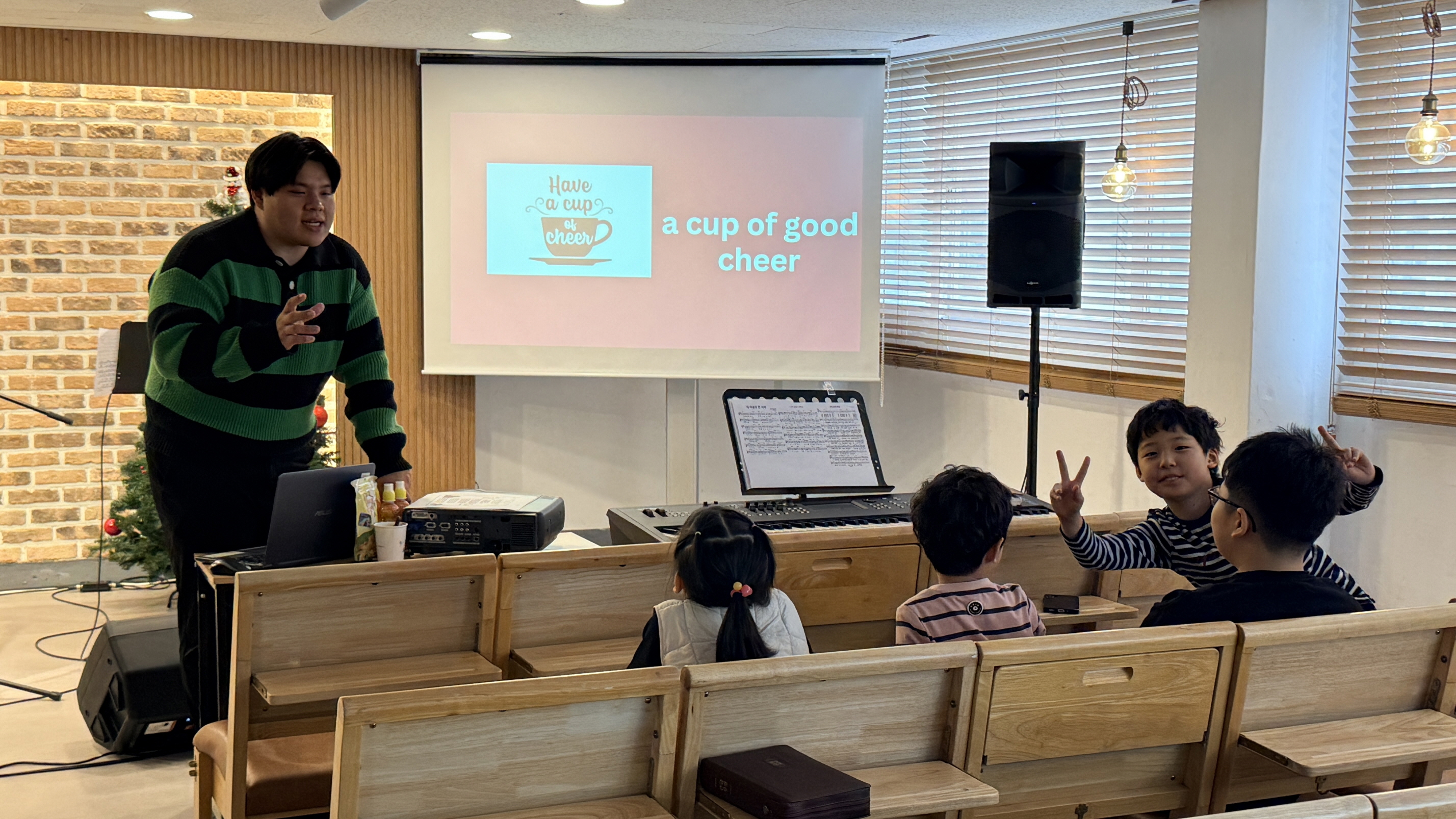 2025.12.07 주일 크리스마스연습8.jpg