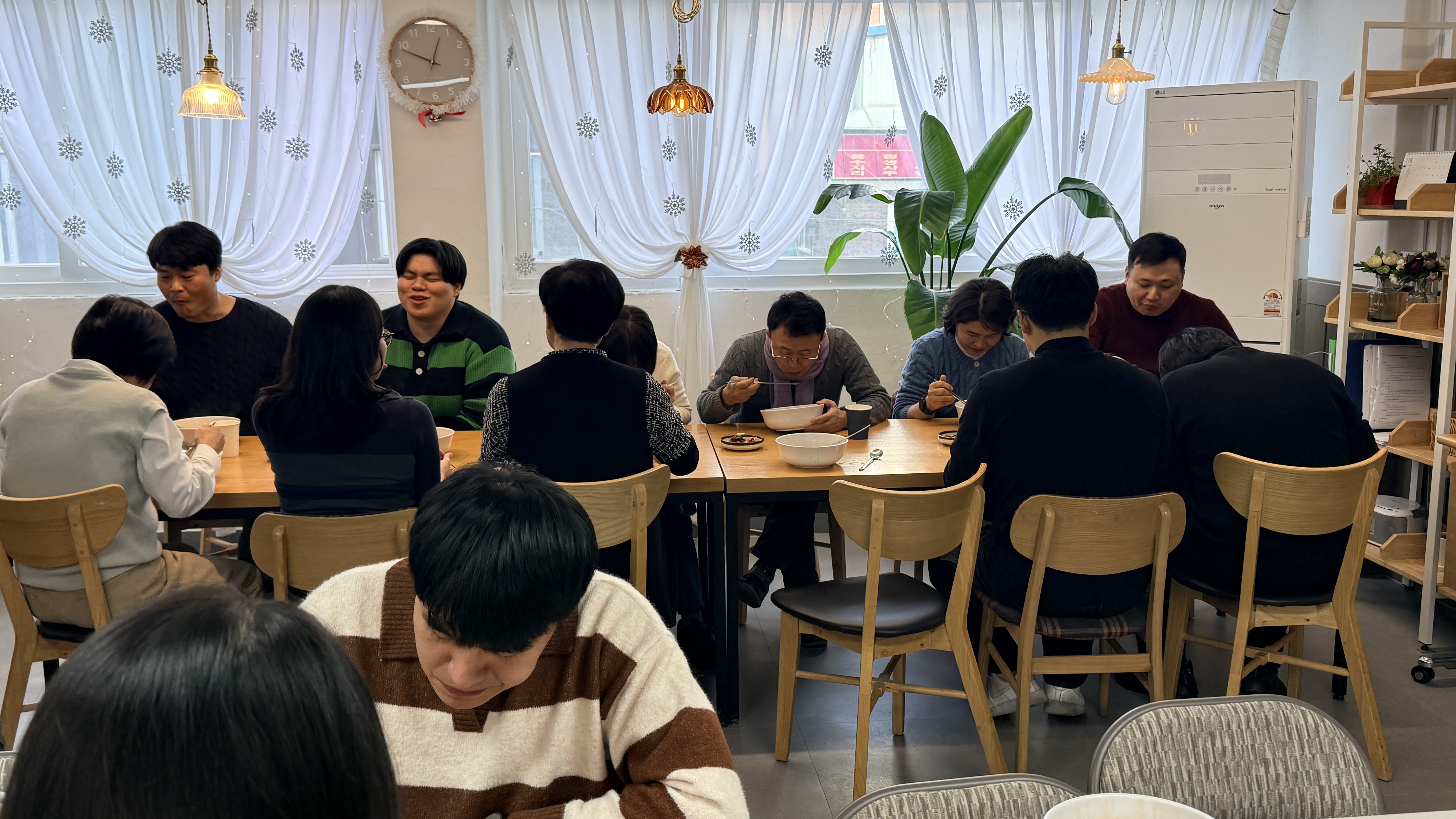 2025.12.14 주일-020.jpg