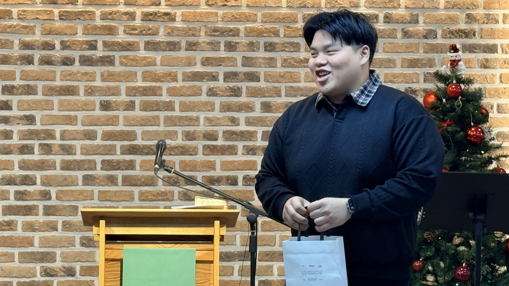 2025.12.21 주일160.jpg