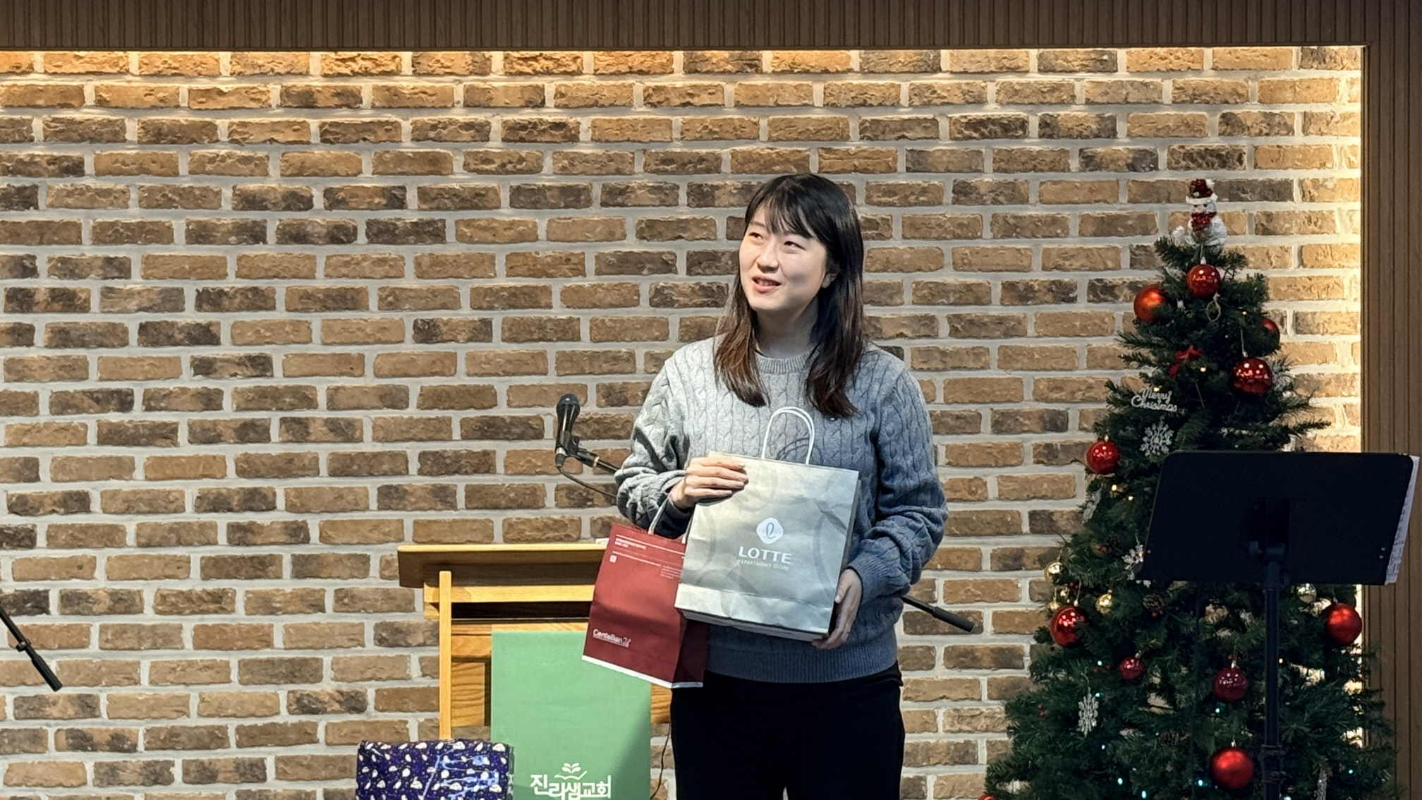 2025.12.21 주일355.jpg