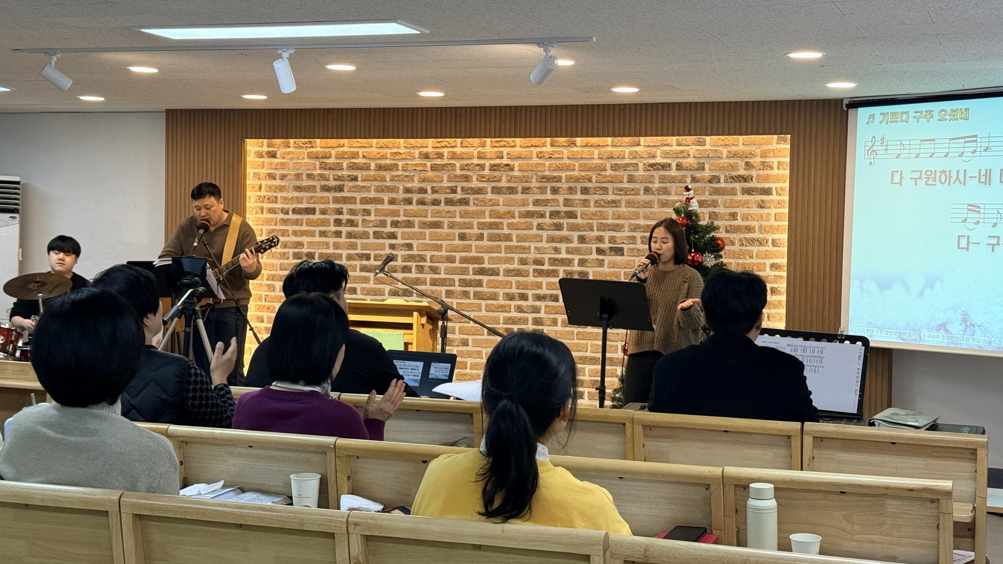 2025.12.21 주일409.jpg