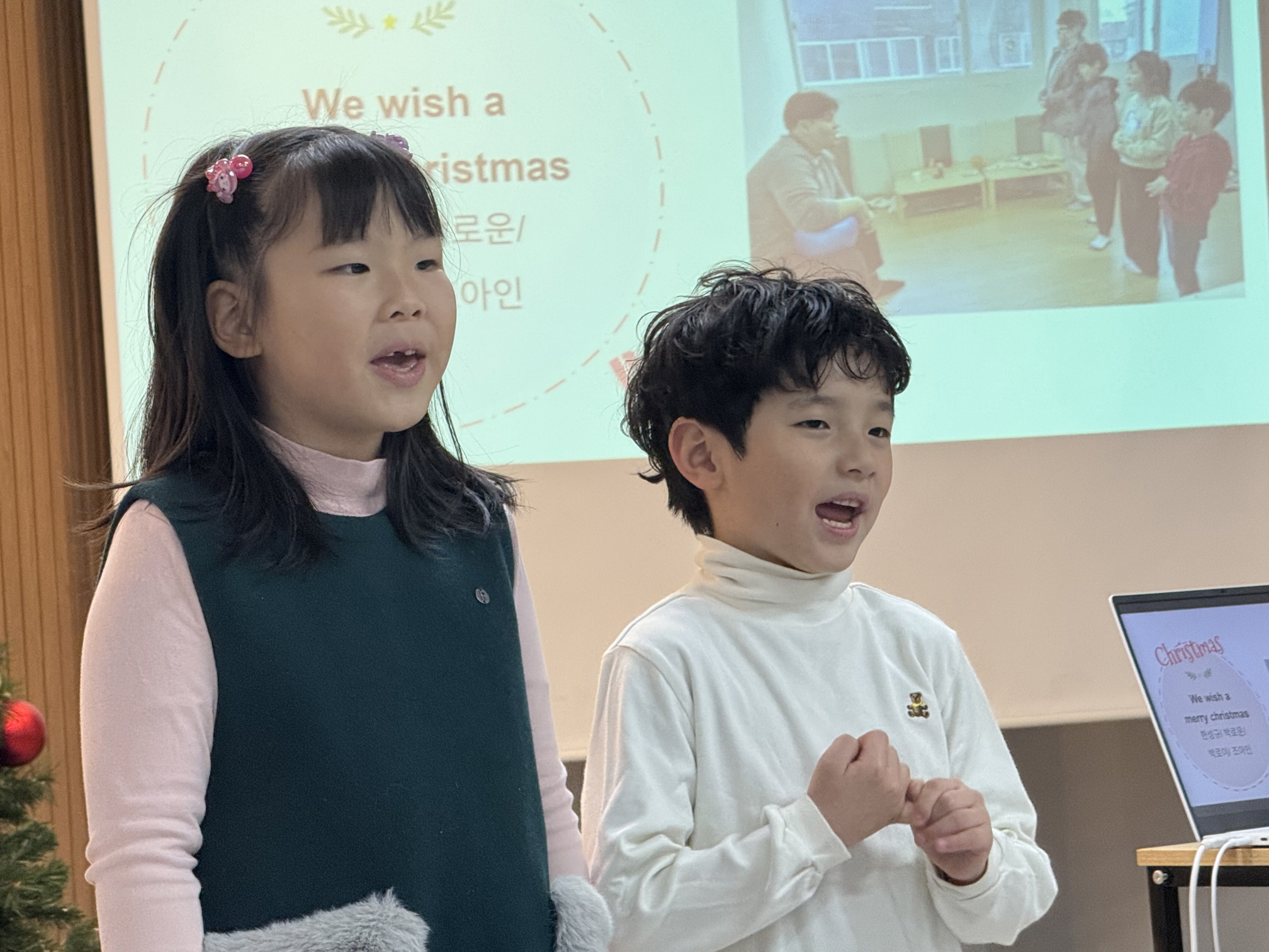 2025.12.24 성탄이브행사29.jpg