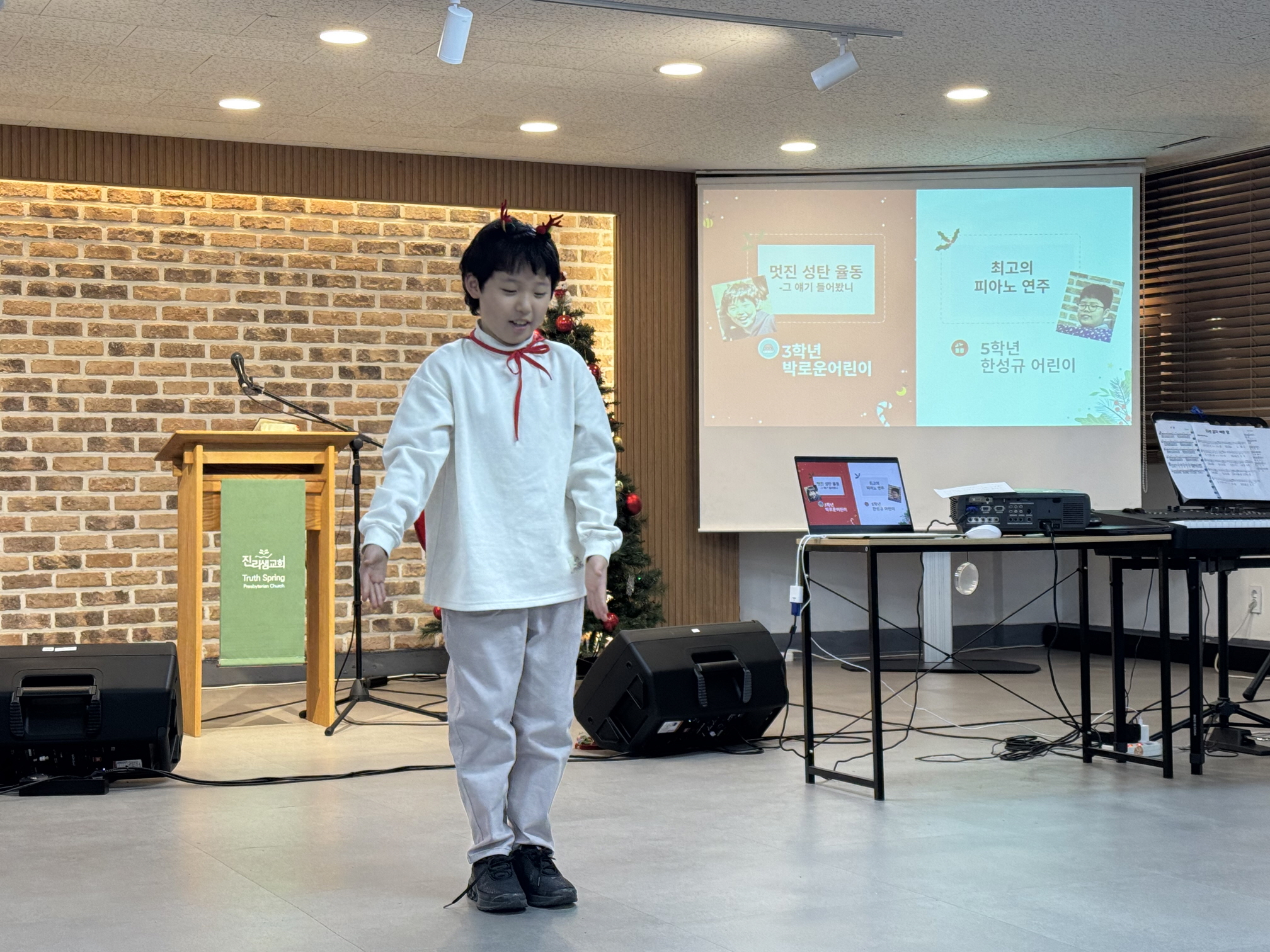 2025.12.24 성탄이브행사38.jpg