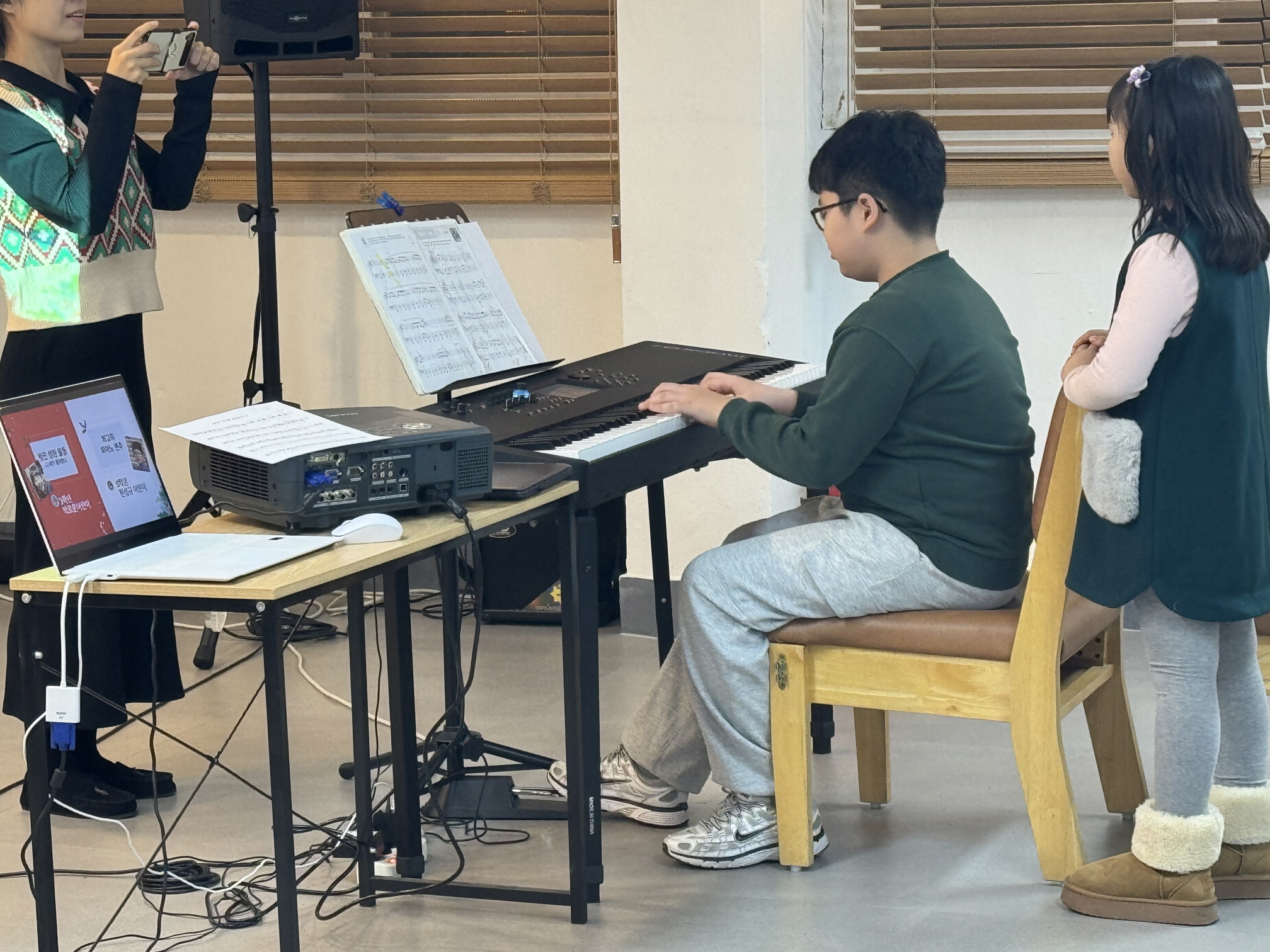 2025.12.24 성탄이브행사50.jpg